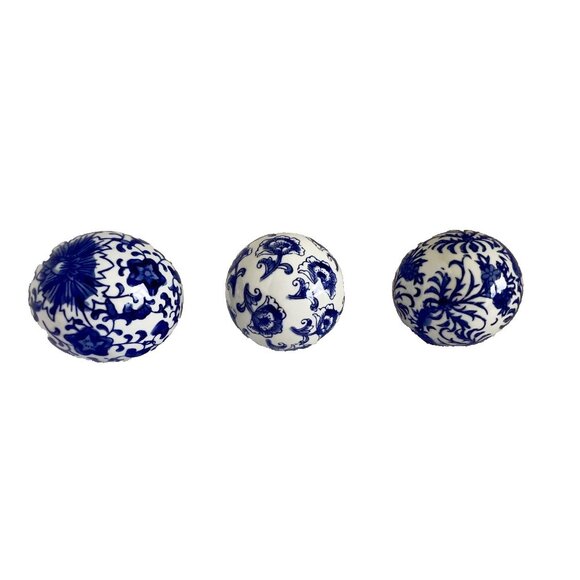 Vintage Set Of 3 Chinoiserie Porcelain Carpet Balls Blue & White Floral Design - Picture 1 of 7